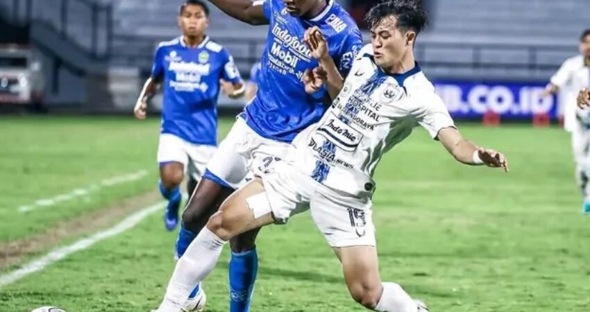 Hasil Pertandingan Persik vs Arema