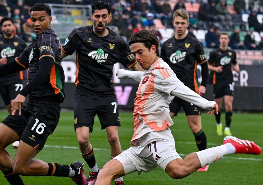 Hasil Pertandingan Venezia vs AS Roma