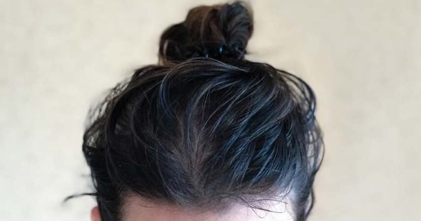 Taktik Ampuh Atasi Rambut Berminyak dan Tampak Bervolume Seharian