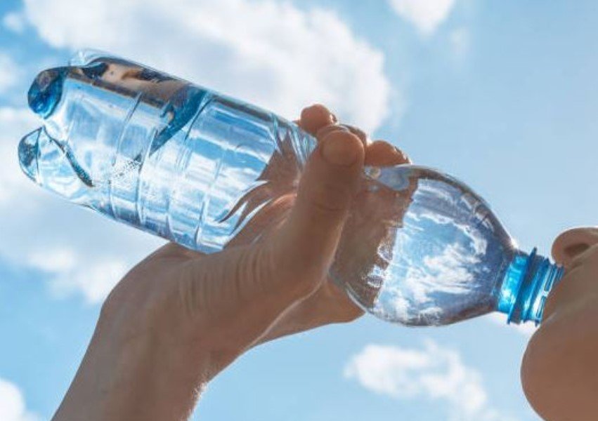 Memahami Esensi Air Perbedaan Mendasar Antara Air Mineral dan Air Demineral