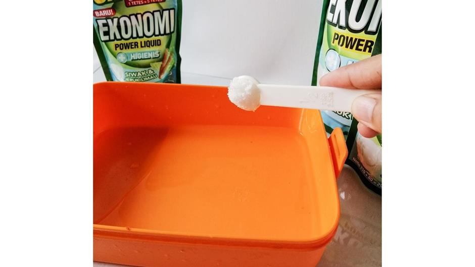 Cara Menghilangkan Bau Pada Wadah Plastik Makanan Solusi Alami Untuk Dapur Bersih Dan Segar