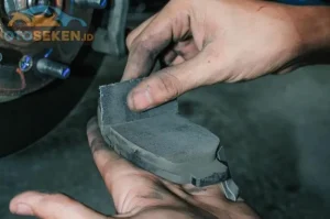 Kenali Tanda Tanda Kampas Rem Mobil Sudah Harus Diganti Sebelum Terlambat