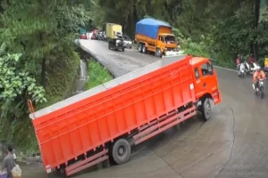 Mengapa Mobil Hilang Tenaga Di Jalan Miring Ini Penyebab Mobil Tarikan Berat Saat Menanjak Dan Solusinya